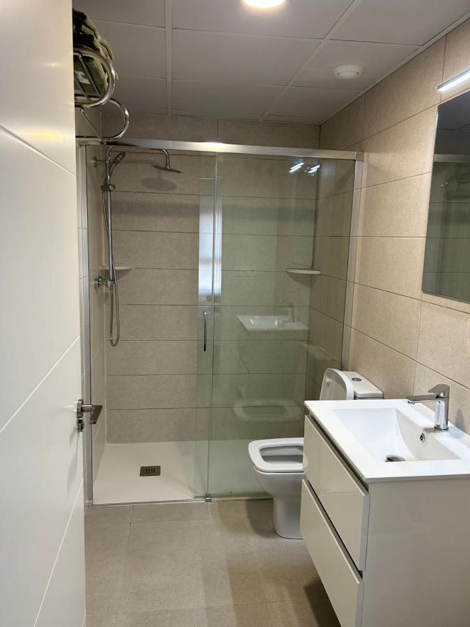 Apartamentos Breton 17 Double Deluxe Аликанте Екстериор снимка